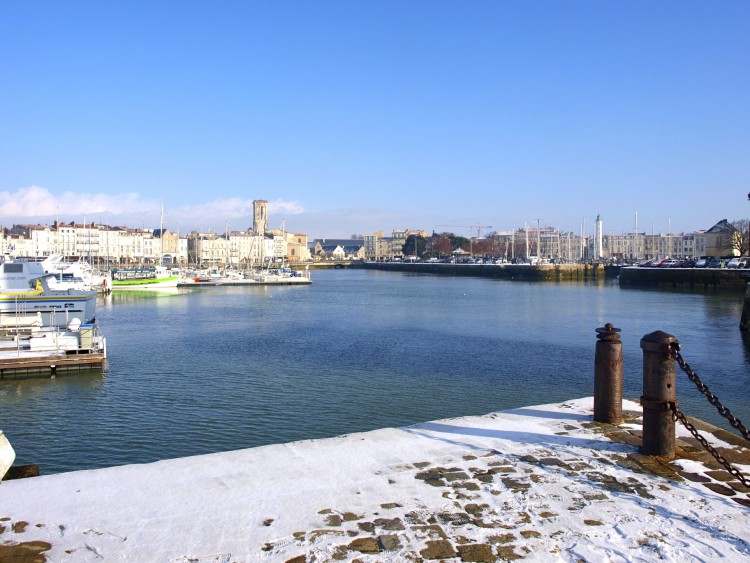 Fonds d'cran Voyages : Europe France > Poitou Charente La Rochelle - Le vieux port