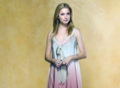 Fonds d'cran Clbrits Femme Emily VanCamp 