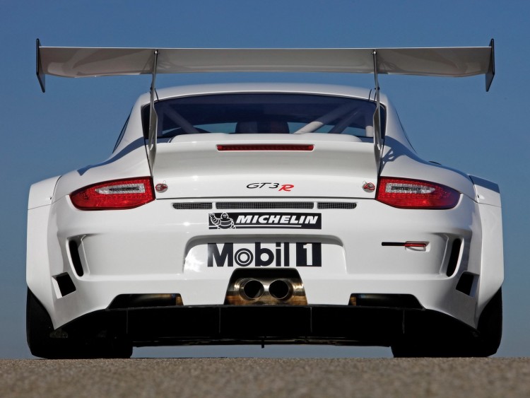 Fonds d'cran Voitures Porsche Porsche-911-GT3-R