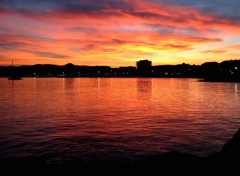 Fonds d'cran Nature COUCHER DE SOLEIL SUR FREJUS PLAGE