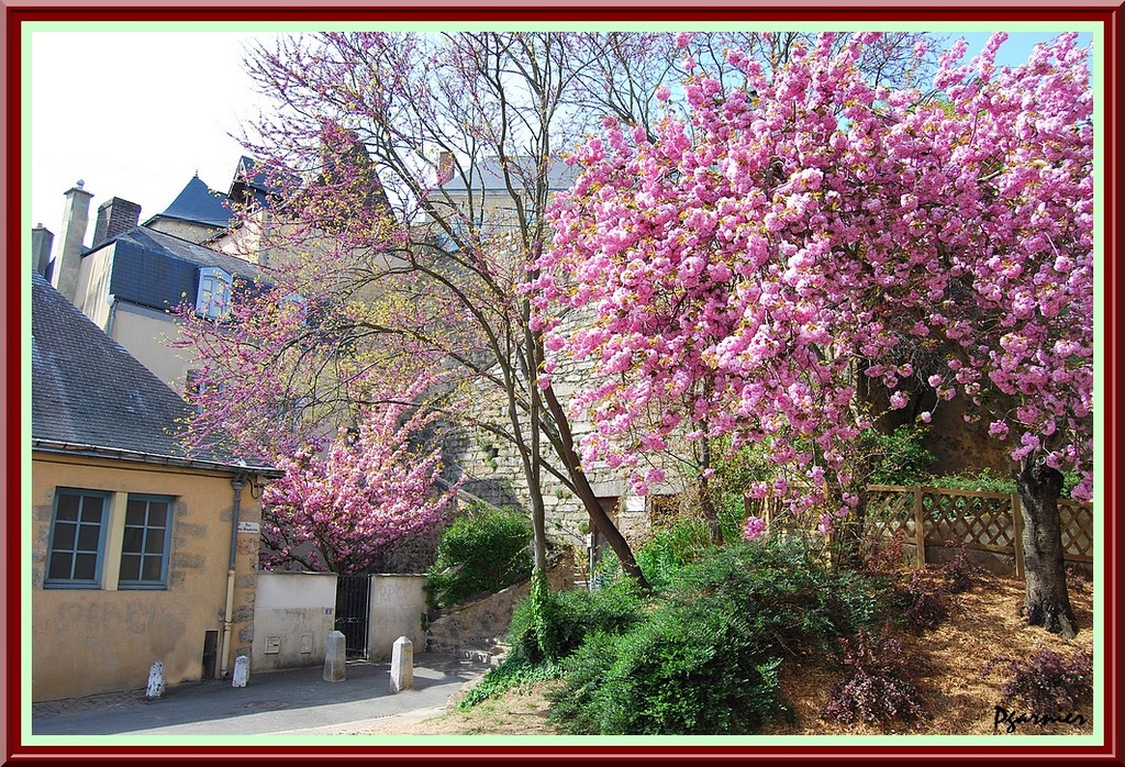 Fonds d'cran Constructions et architecture Maisons Le vieux Mans.