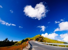 Fonds d'cran Nature Nuage en coeur