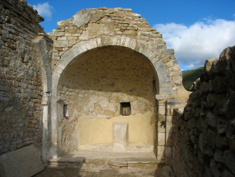 Wallpapers Constructions and architecture Religious Buildings La Chapelle st Marcel a Le Pegue ( Drome Provenale )