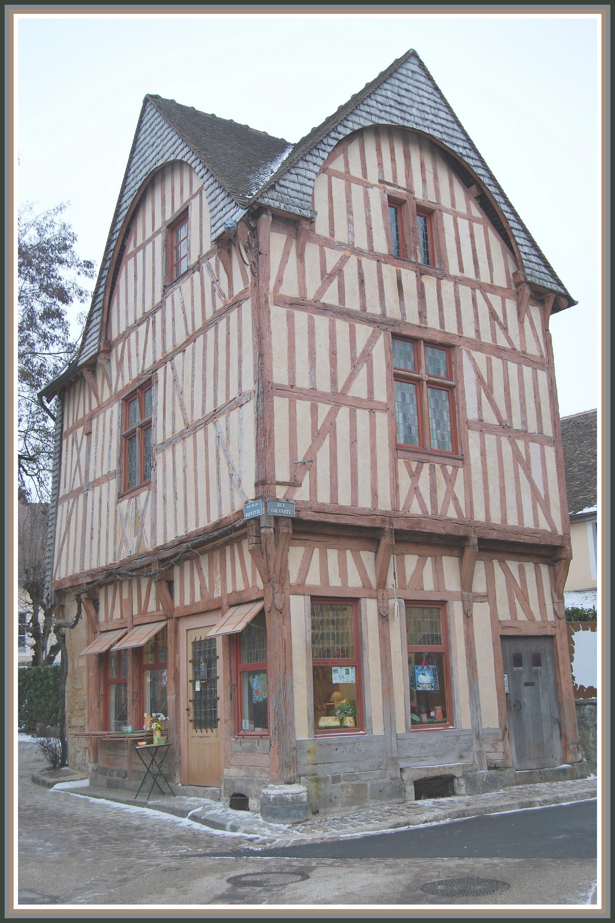 Wallpapers Trips : Europ France > Ile-de-France Provins (77) - Vieille maison