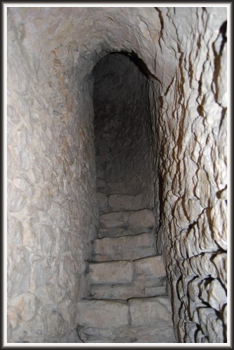 Fonds d'cran Constructions et architecture Escaliers Provins (77) Escalier dans la Tour Csar