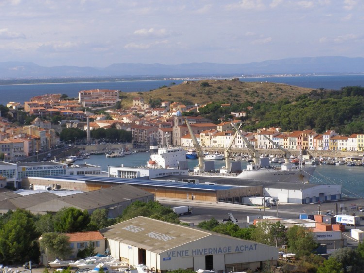 Fonds d'cran Nature Mers - Ocans - Plages PORT-VENDRES ( 66 )