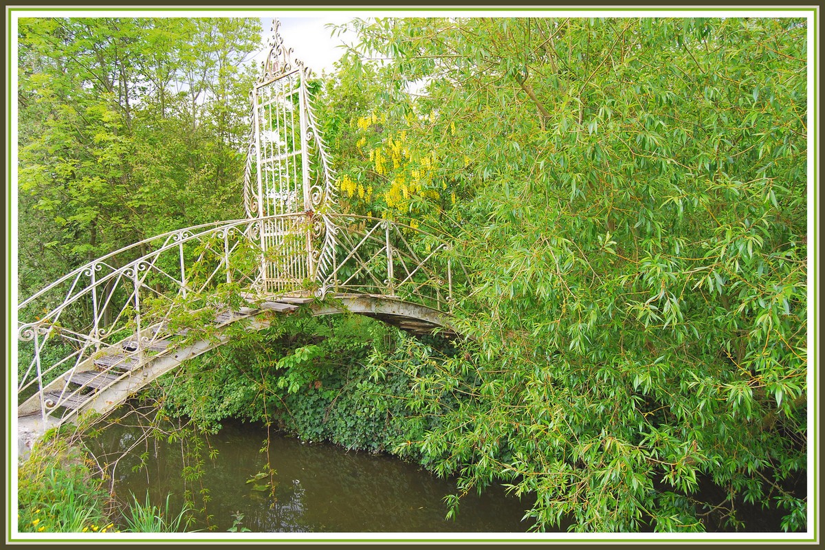 Fonds d'cran Constructions et architecture Constructions diverses Passerelle aux Hortillonnages d'Amiens (80)