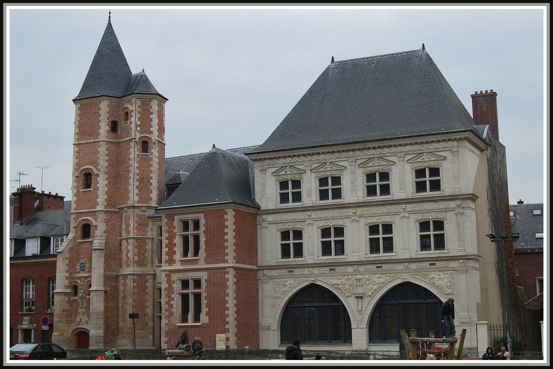 Wallpapers Constructions and architecture Houses Logis du Roi et Maison du Sagittaire à Amiens (80)