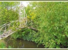 Fonds d'cran Constructions et architecture Passerelle aux Hortillonnages d'Amiens (80)