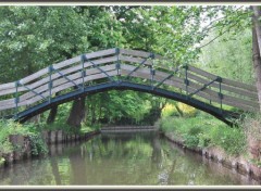 Fonds d'cran Constructions et architecture Passerelle aux Hortillonnages d'Amiens (80)