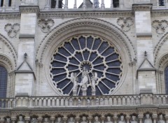 Fonds d'cran Voyages : Europe LA GRANDE ROSASSE  DE NOTRE DAME DE PARIS