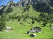 Fonds d'cran Nature Chalet vers la plagne.