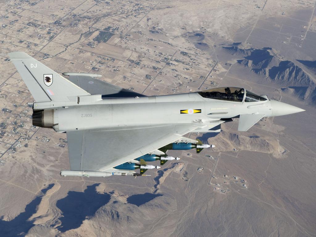 Wallpapers Planes Military Aircraft Eurofighter EF-2000 Typhoon