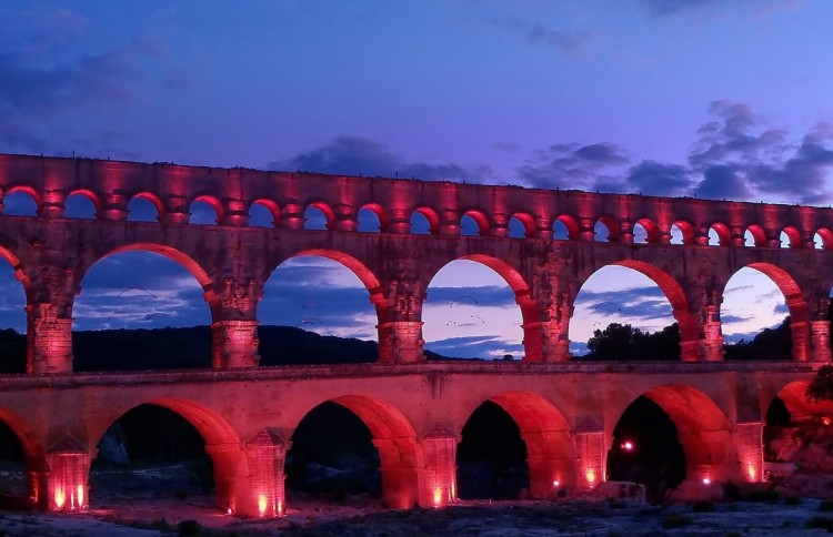 Wallpapers Trips : Europ France > Languedoc-Roussillon Le groupe F au Pont du gard (30)