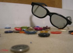 Fonds d'cran Objets Lunettes et Boutons