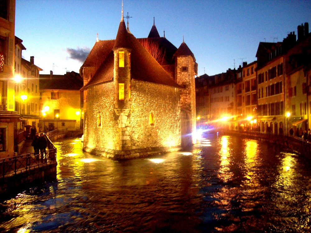 Fonds d'cran Constructions et architecture Villes - Villages Holiday  Annecy