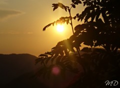 Fonds d'cran Nature Couch de soleil sur les montagnes de Toscane