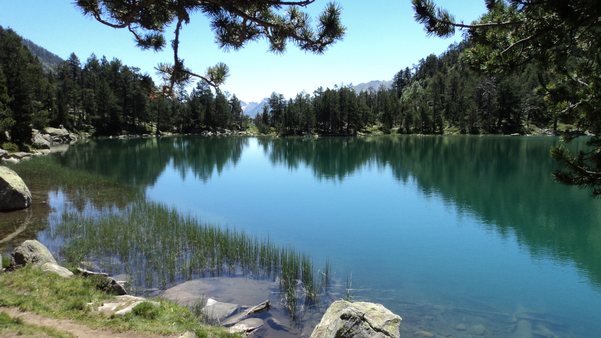 Fonds d'cran Nature Lacs - Etangs Lac faisant partie des 