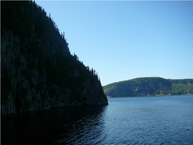 Wallpapers Nature Mountains Montagnes Fjord du Saguenay, Fleuve St-Laurent.