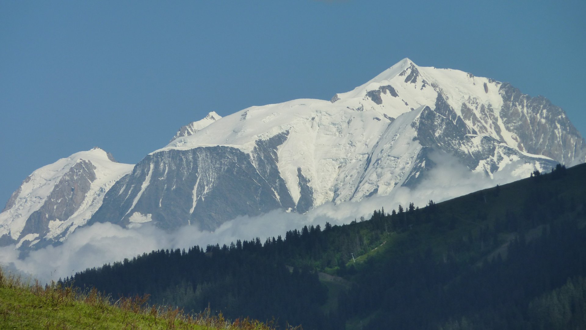 Fonds d'cran Voyages : Europe France > Rhne-Alpes Chane du Mont Blanc