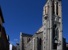 Fonds d'cran Constructions et architecture eglise saint Pierre Montbrison 42