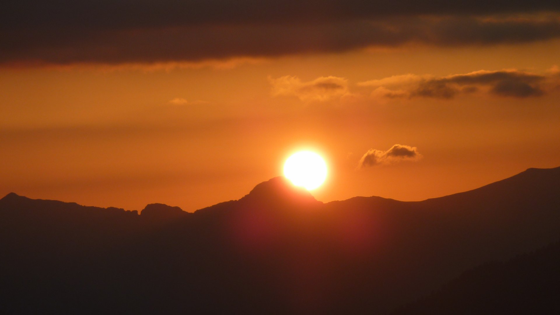 Wallpapers Trips : Europ France > Rhne-Alpes Coucher de soleil au sommet du Signal de Bisanne