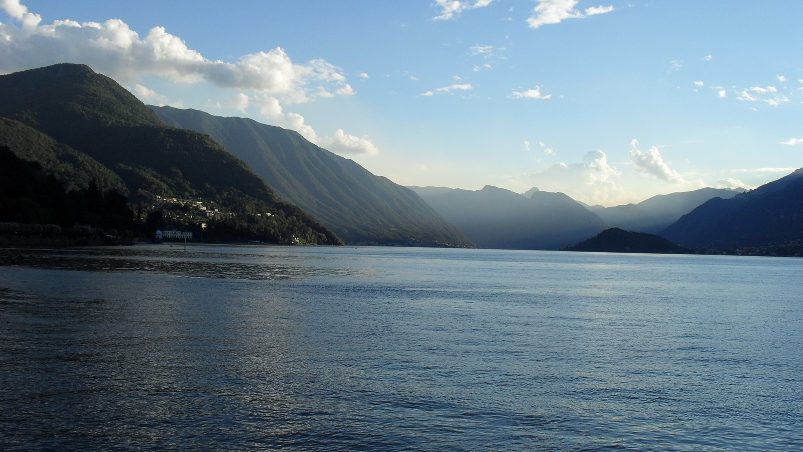 Fonds d'cran Voyages : Europe Italie Lac de como