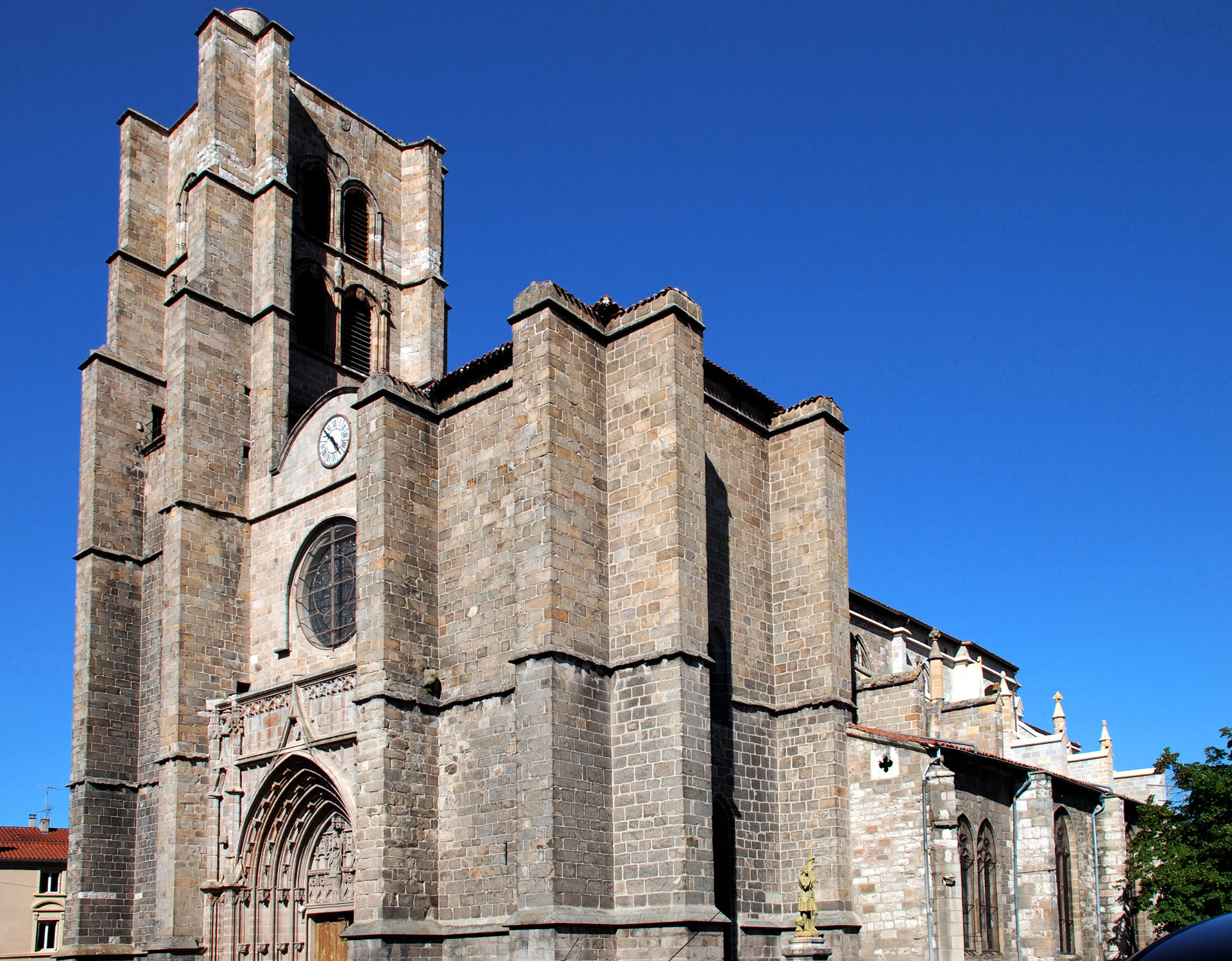 Fonds d'cran Constructions et architecture Edifices Religieux Collegiale Notre-Dame d Esperance a Montbrison ;Loire 42