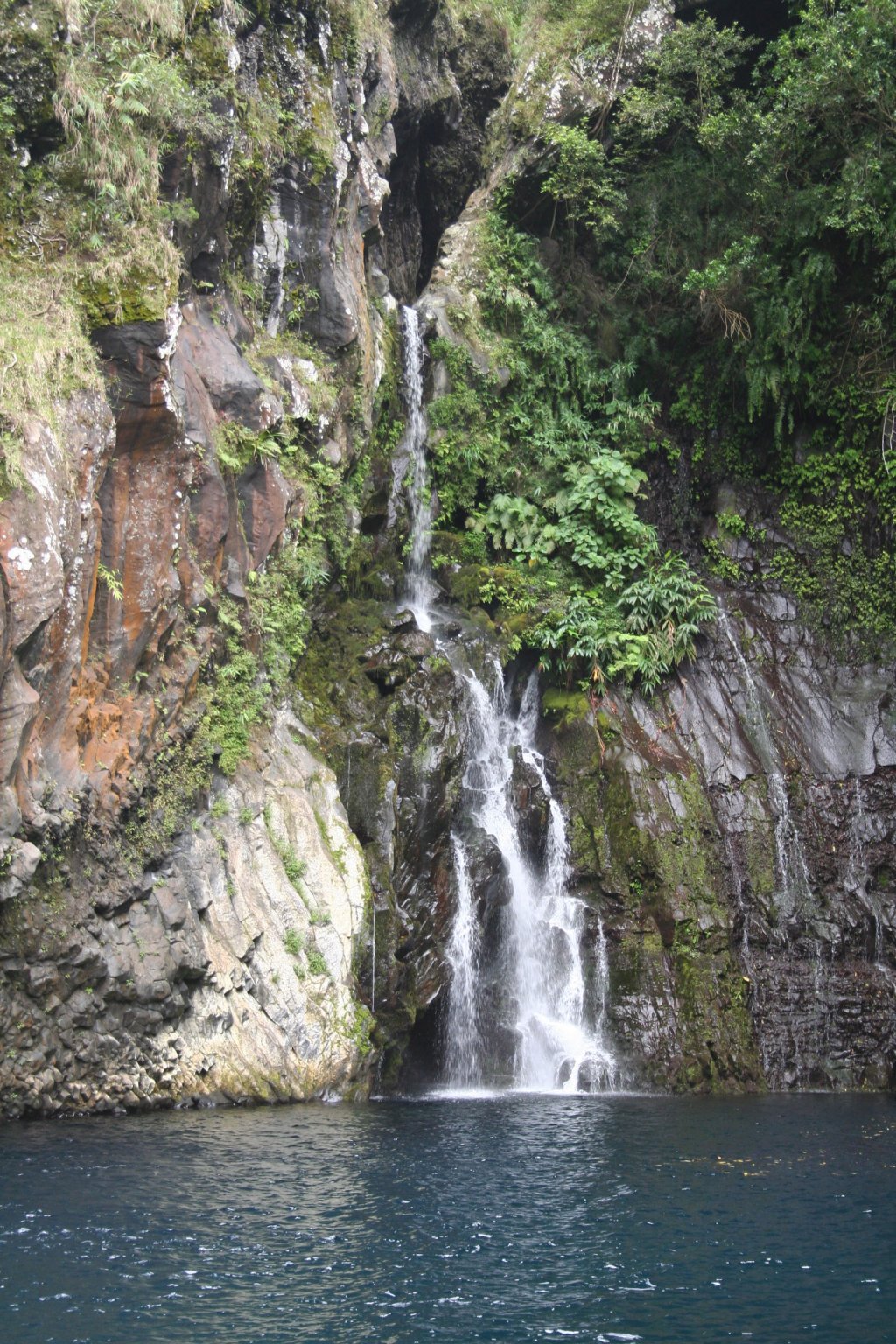 Wallpapers Nature Waterfalls Langevin 02