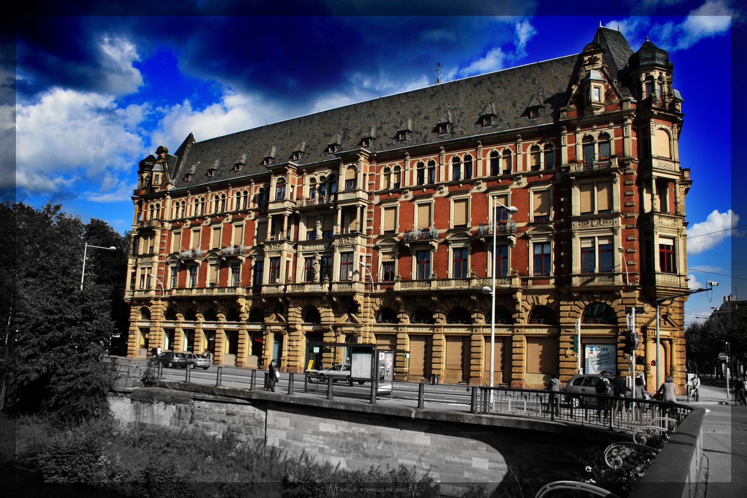 Fonds d'cran Constructions et architecture Grattes-ciel et Immeubles Gallia Strasbourg 2010.