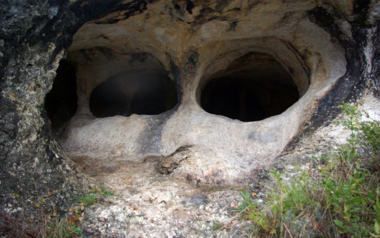 Fonds d'cran Nature Cavernes - Grottes un crane