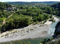 Fonds d'cran Nature Paysage de l'Ardche : Servires au bord d'une boucle de la rivire