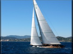 Fonds d'cran Bateaux Shamrock : un des trois classe J existant encore .