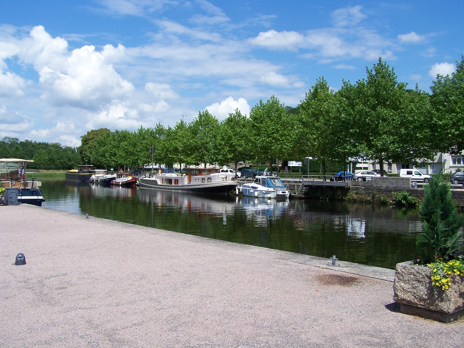 Fonds d'cran Voyages : Europe France > Lorraine Port d'Epinal