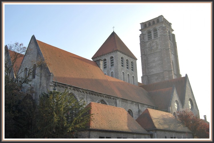 Fonds d'cran Constructions et architecture Edifices Religieux Tournai (Belgique) - Eglise Saint-Brice