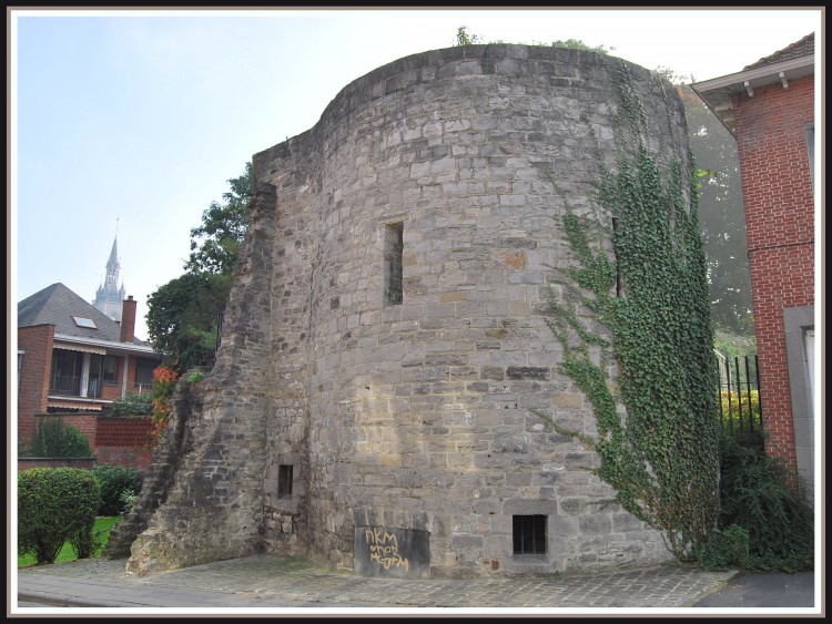 Wallpapers Constructions and architecture Miscellaneous constructions Tournai (Belgique) - Tour St-Georges