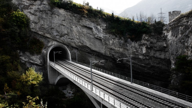 Wallpapers Constructions and architecture Tunnels Pont de train