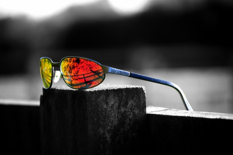 Wallpapers Objects Miscellaneous Rayban Attitude : color your life !