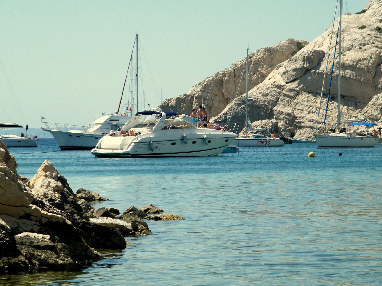 Fonds d'cran Nature Mers - Ocans - Plages ile du frioul marseille 