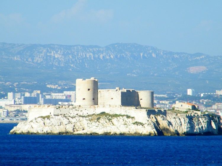 Fonds d'cran Voyages : Europe France > Provence-Alpes-Cte d'Azur chateau d'if marseille