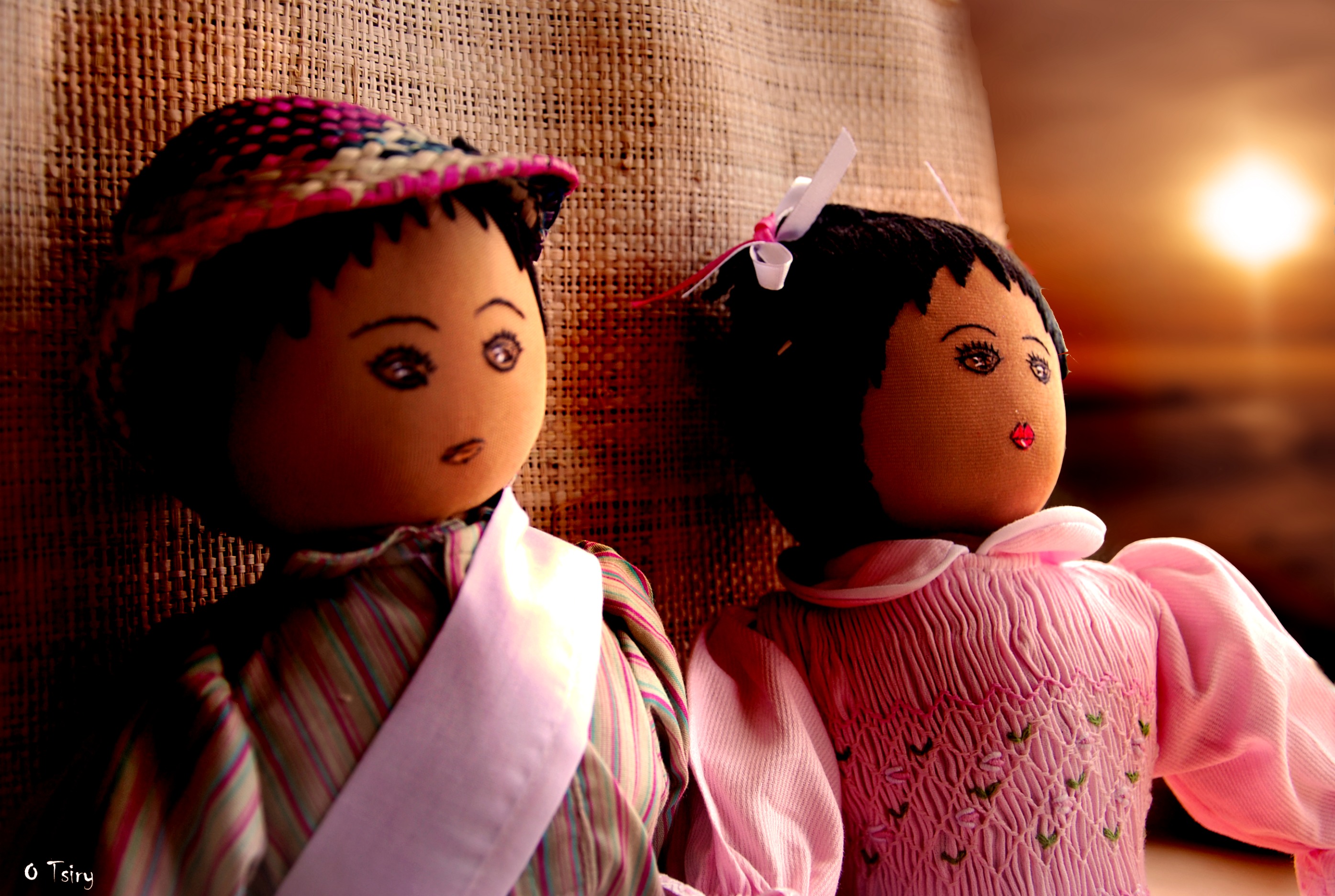 Wallpapers Objects Dolls ....au couch du soleil