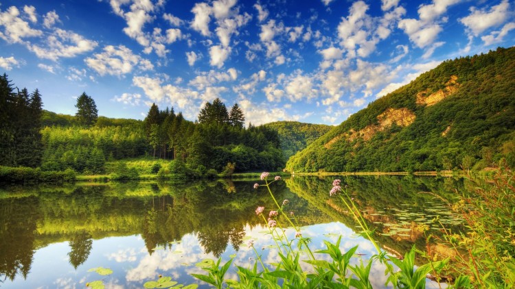 Fonds d'cran Nature Lacs - Etangs Lacs et nuages