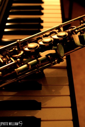 Fonds d'cran Musique Instruments - Divers saxo-piano