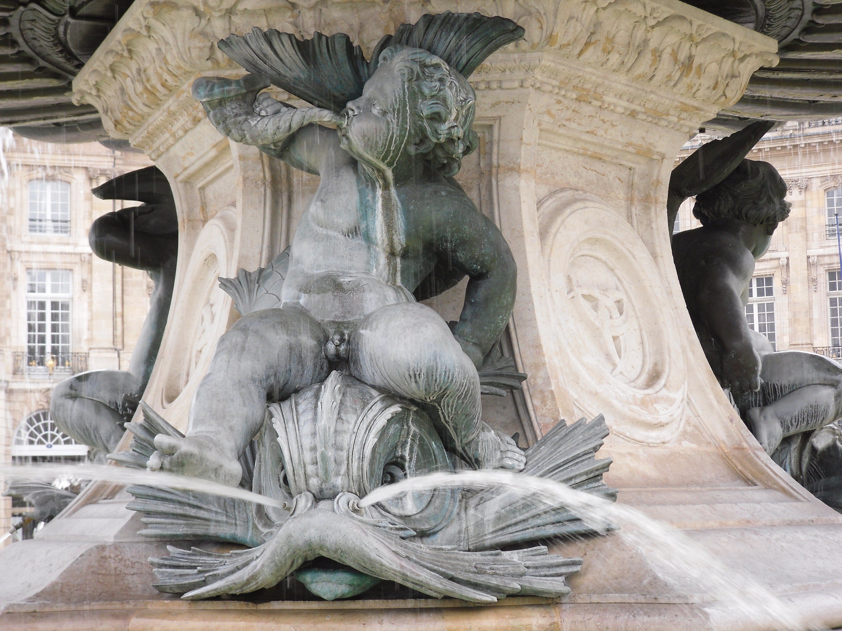 Wallpapers Constructions and architecture Fountains - Water Jets Fontaine, place de la bourse  Bordeaux