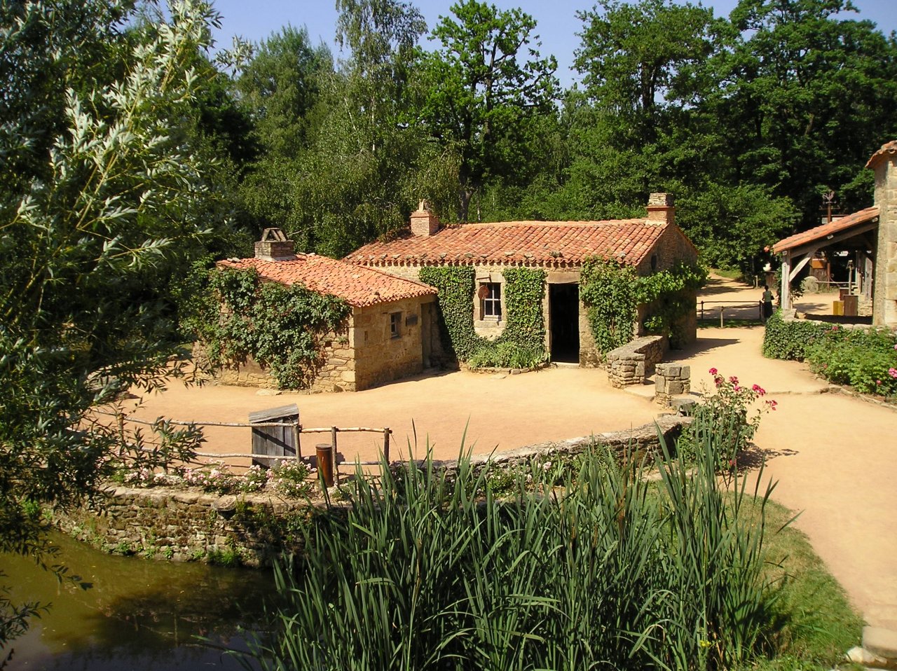 Wallpapers Constructions and architecture Amusement Parks > Funfairs Le Puy du Fou