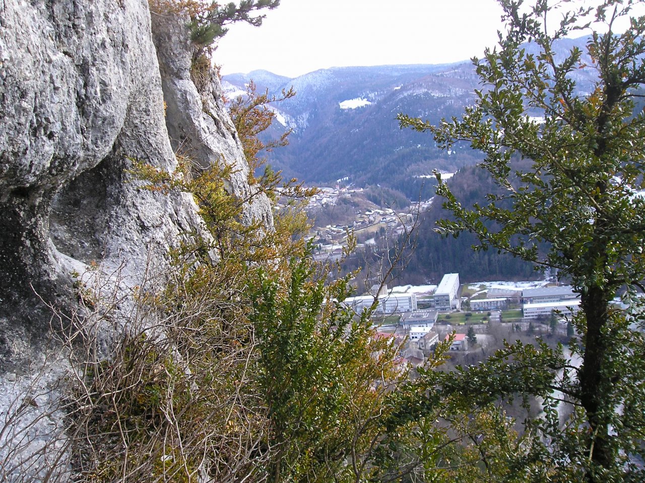 Fonds d'cran Nature Paysages St-Claude : vue de la grotte ste Anne