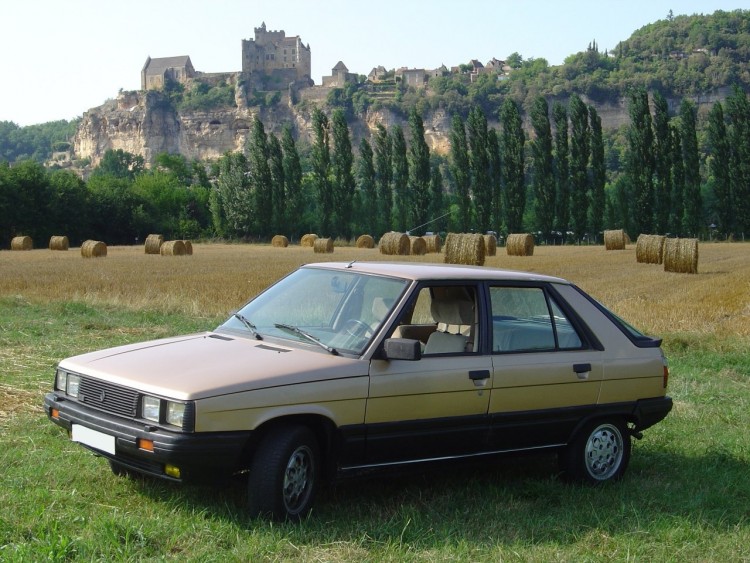 Wallpapers Cars Renault Renault 11 TXE 1983