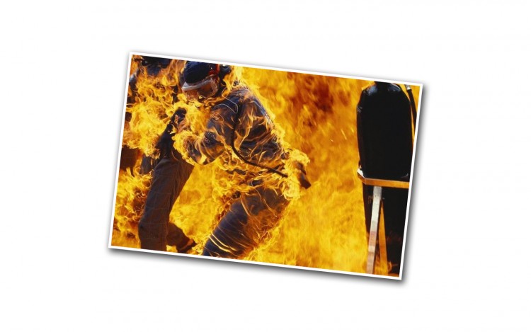 Fonds d'cran Hommes - Evnements Pompiers - Incendies Wallpaper N273866