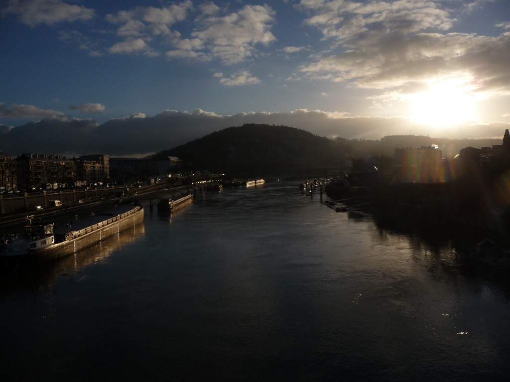 Fonds d'cran Nature Fleuves - Rivires - Torrents La seine est magique