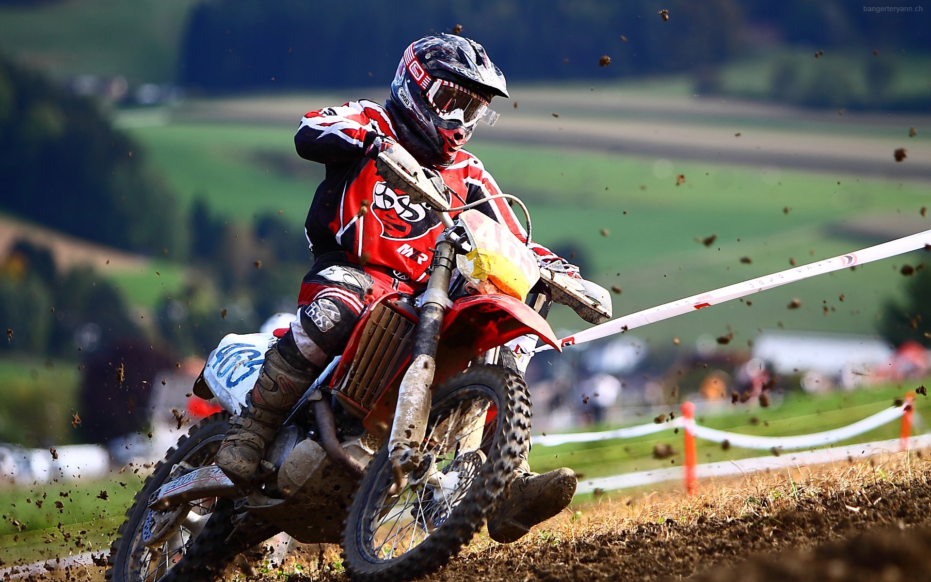 Fonds d'cran Motos Motocross The Red Driver